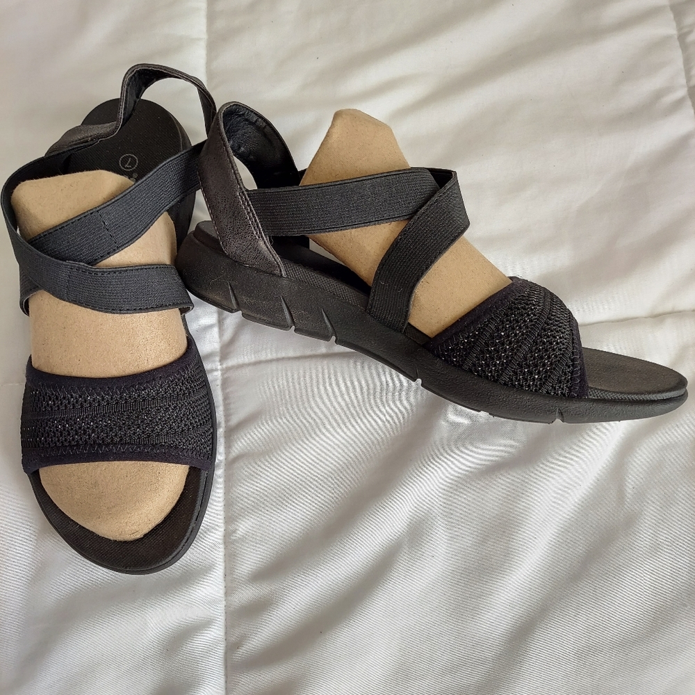 BEARPAW sandals ~7